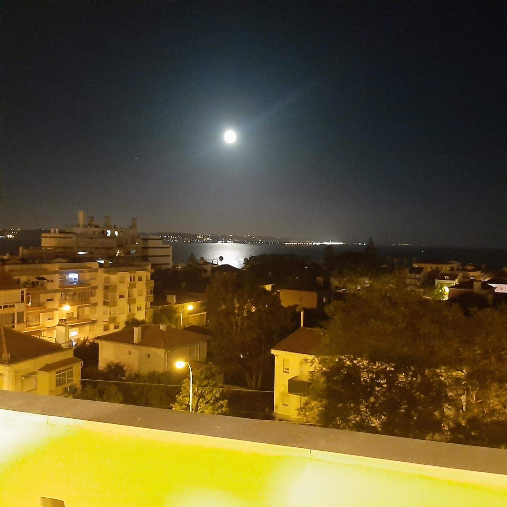 Top Sea View Lisboa - Apartment - 2Rooms Paco de Arcos Bagian luar foto